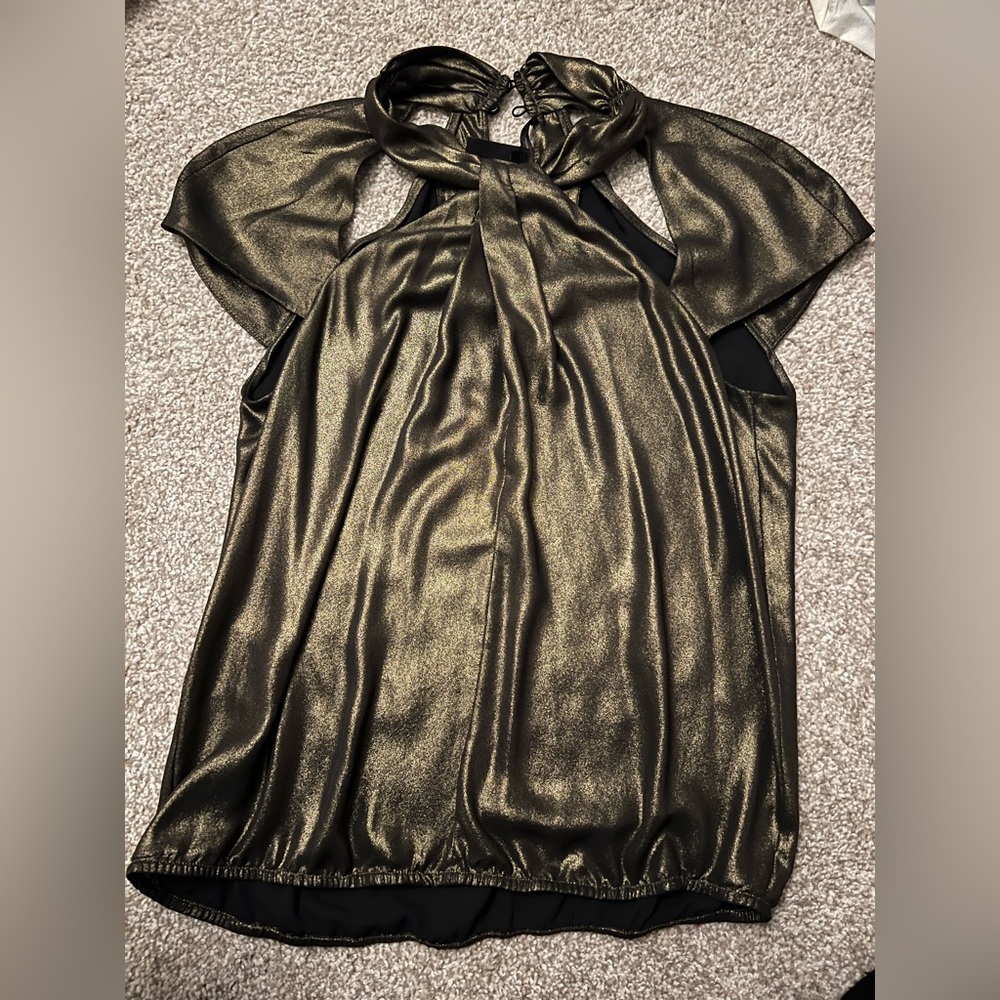 BCBGMaxazria top